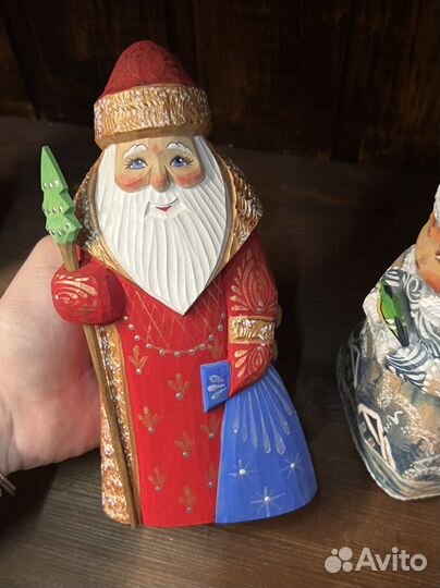 Дед Мороз и снегурочка из дерева