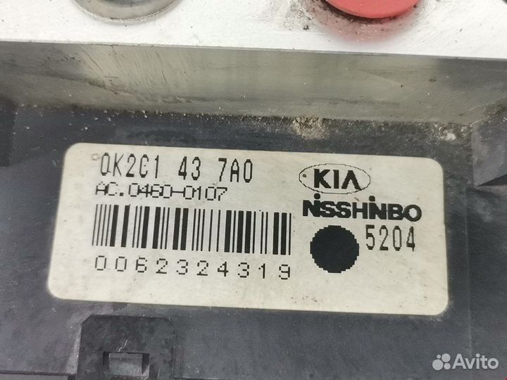 Блок ABS для Hyundai-KIA Carens 1 (RS) 0K2C1437AZ