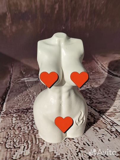 Статуэтка женское тело