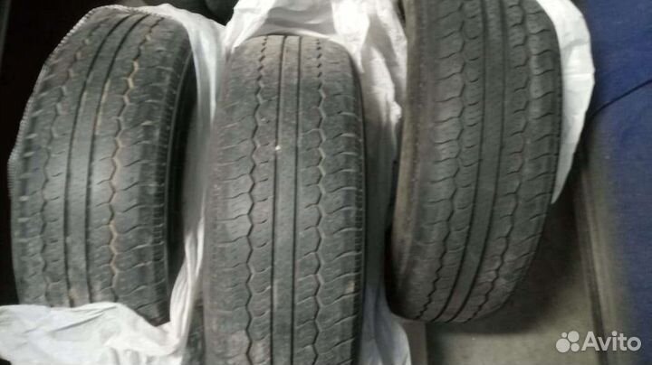 Nexen Classe Premiere 521 215/65 R17 104T