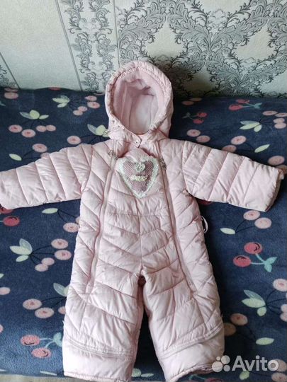 Зимний комбинезон для девочки