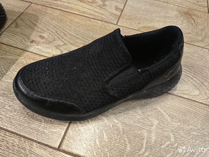 Слипоны мужские skechers EU39.5