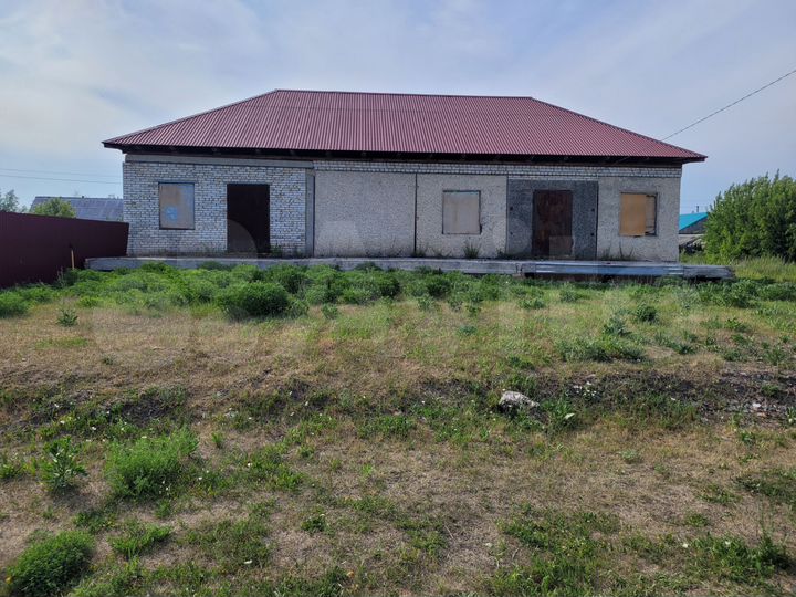 Здание, 250 м²