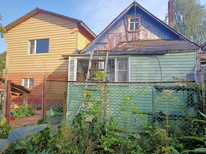 Дом 180 м² на участке 8 сот.