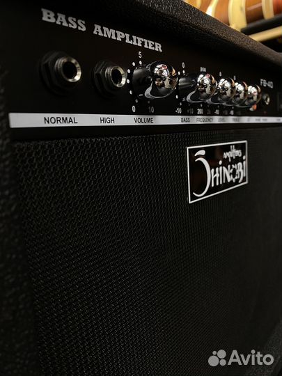 Комбик 40 ватт для бас-гитары (Новый)