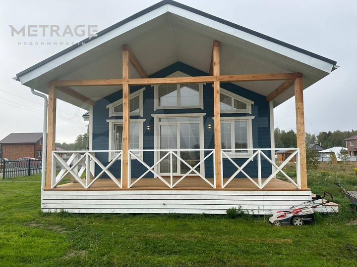 Коттедж 98 м² на участке 8 сот.