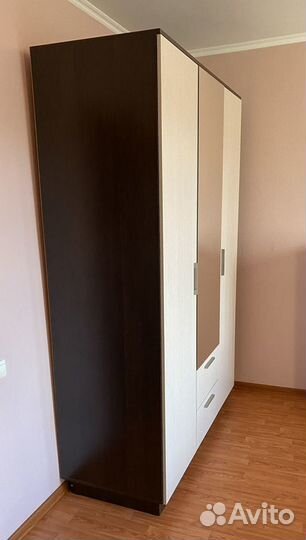 Шкаф 3 дверный
