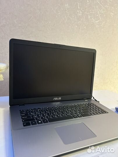 Ноутбук asus