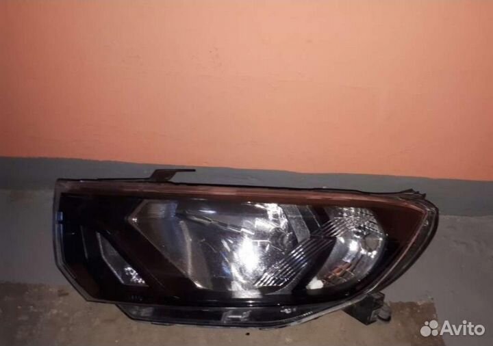 Фара LADA granta