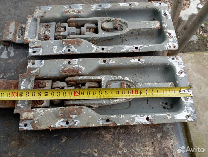 Замок борта