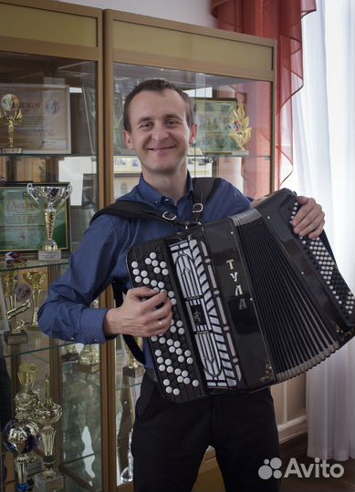 Уроки игры на баяне и гармони онлайн