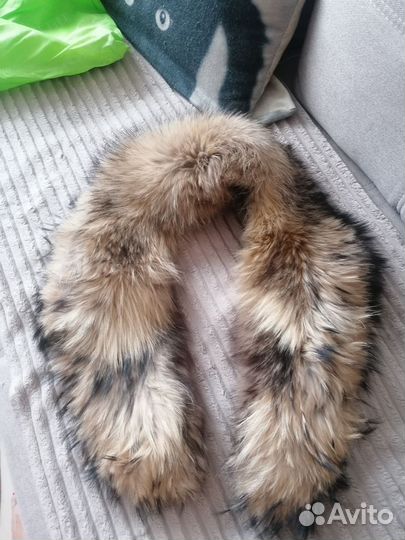 Меховой воротник енот