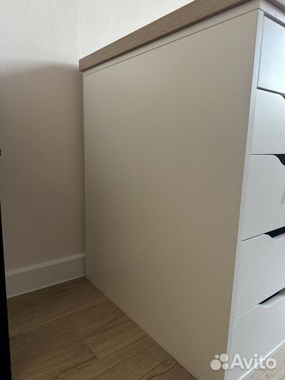 Письменный стол