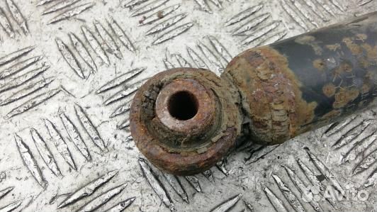 Амортизатор задний nissan murano Z50 (69U13MF02)