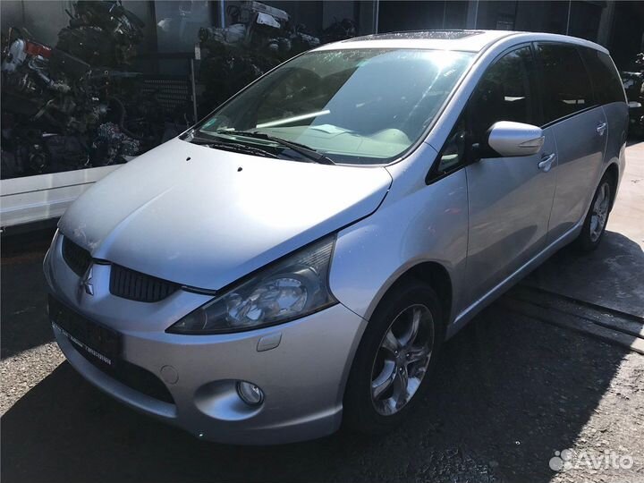 Разбор на запчасти Mitsubishi Grandis