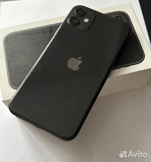 Телефон iPhone 11