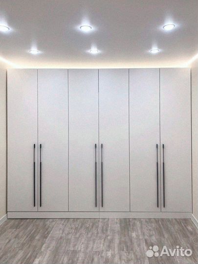 Шкаф в прихожую
