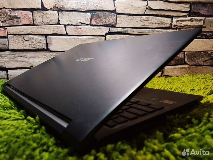 Мощный Тонкий Acer Ryzen 5 3550 16Gb Vega8+GTX1650