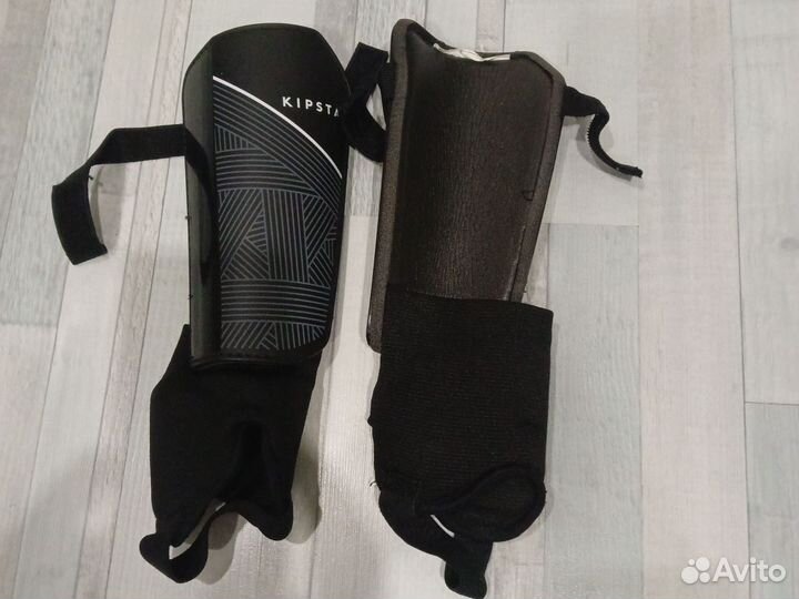 Щитки футбольные детские kipsta