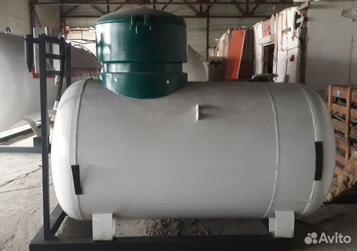 Резервуар с испарителем для газификации дома