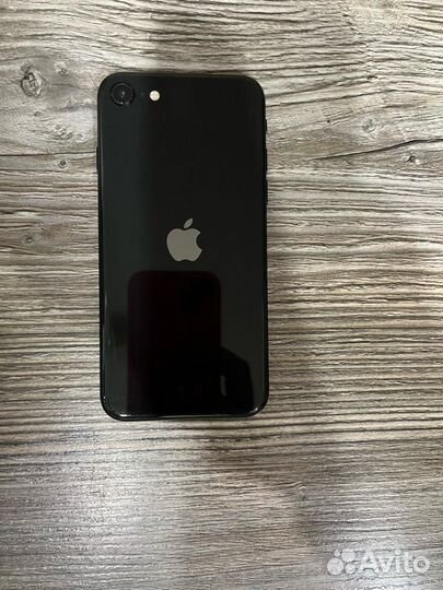 iPhone SE (2022), 128 ГБ