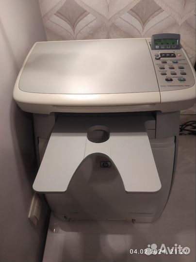 Цветной лазерный мфу HP Color LaserJet CM1015 MFP