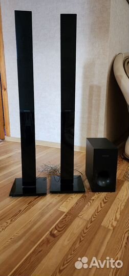 Сабвуфер и колонки Samsung