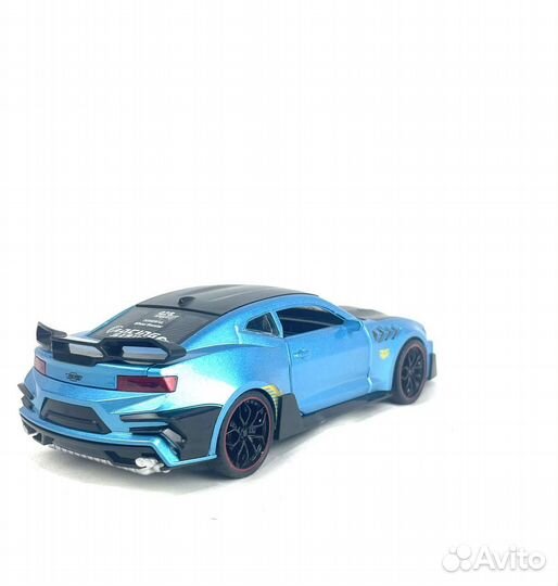 Коллекционная модель Chevrolet Camaro Hornet