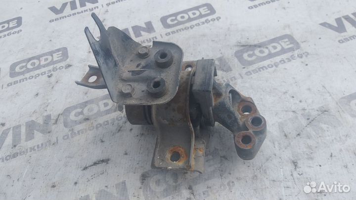 Опора двигателя правая Kia Picanto