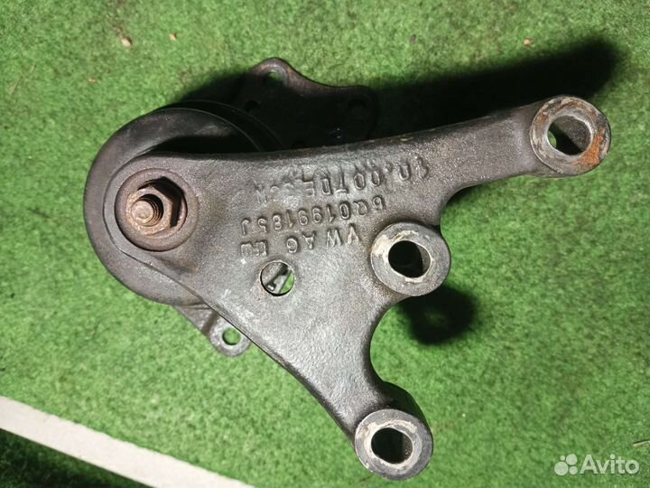 Подушка двигателя Шкода Фабия 1