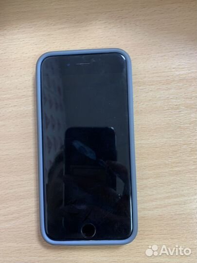 Телефон iPhone 6