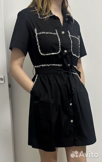 Черное платье с коротким рукавом