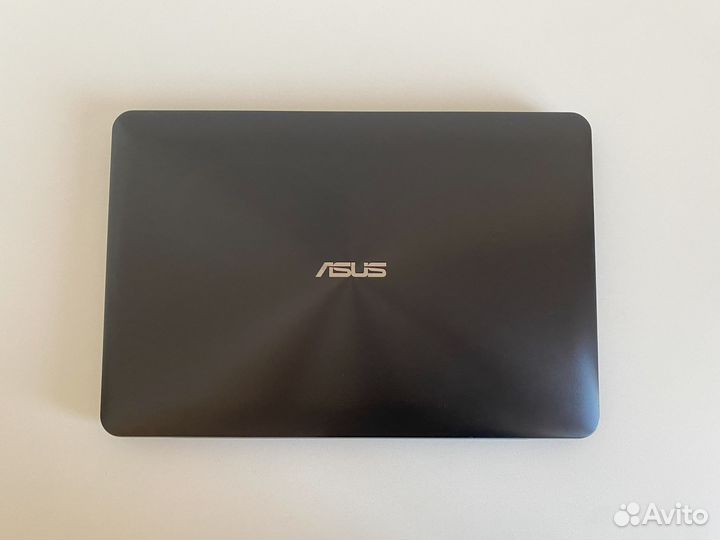 Ноутбук asus X555LB i7/8GB/256GB/GeForce 940M