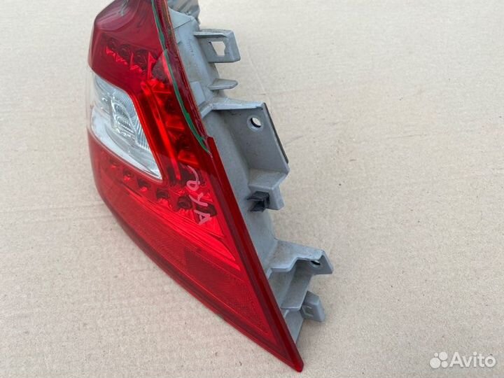 Фонарь задний левый Nissan Teana J32 VQ25