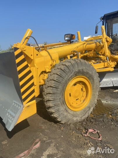 Автогрейдер ЧСДМ ДЗ-98В.00100-110, 2012