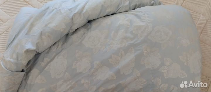 Одеяло пуховое