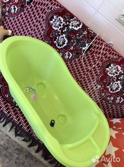 Ванночка с горкой для купания
