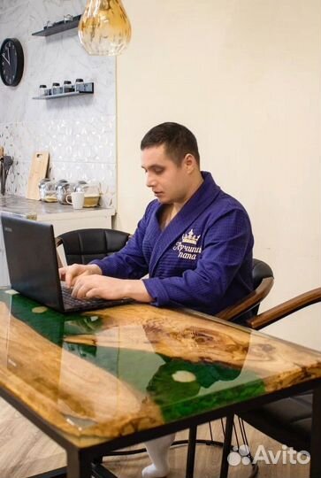 Халат с вышивкой