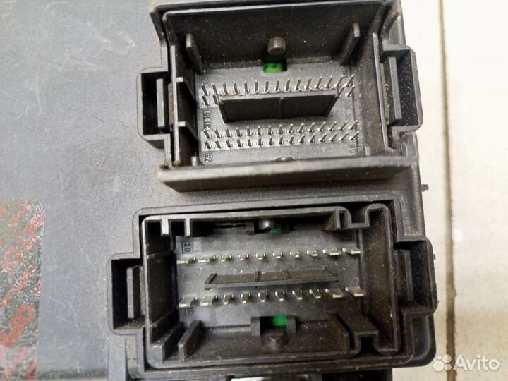 Блок предохранителей