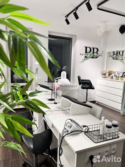 Маникюр, педикюр, брови, ламинирование ресниц