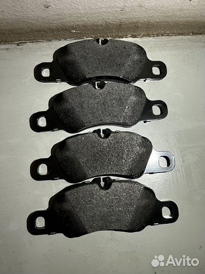 Комплект тормозных колодок