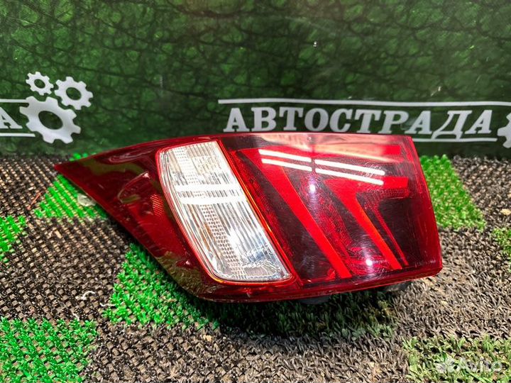 Фонарь задний правый Lexus Is 3 2013-2015