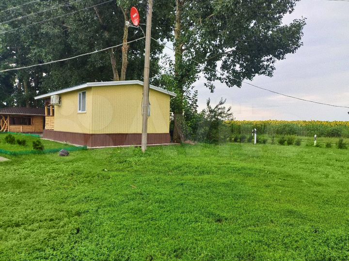 Дом 25 м² на участке 1,5 га