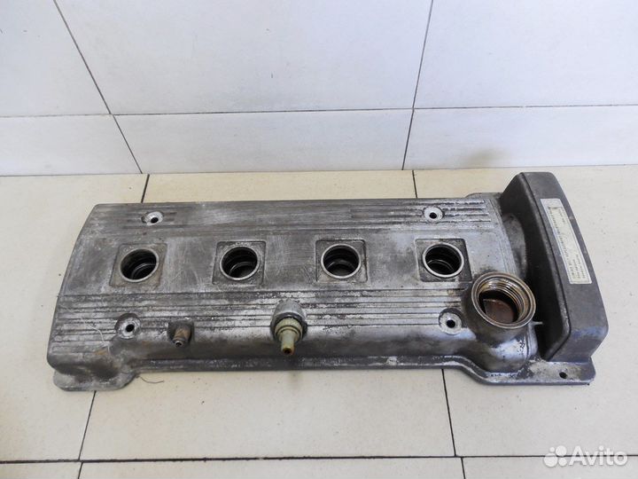 Крышка головки блока (клапанная) Carina E 1992-199