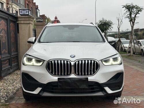 BMW X1 1.5 AMT, 2021, 15 000 км