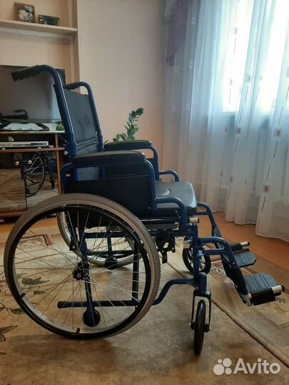 Кресло-коляска инвалидное