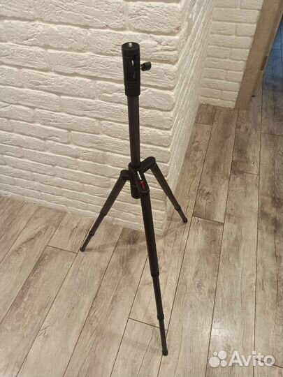Штатив Cullmann Magic 1