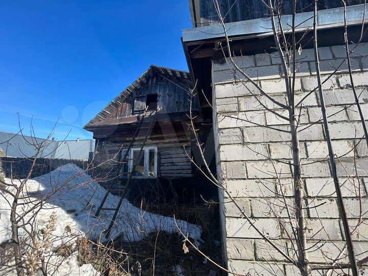 Дом 100 м² на участке 20 сот.