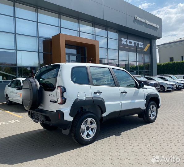 ВАЗ Niva Travel 1.7 МТ, 2024