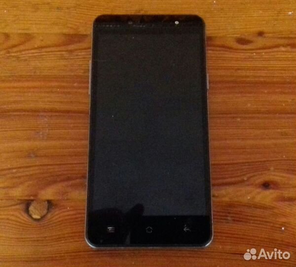 Телефоны Philips, iPhone, Samsung